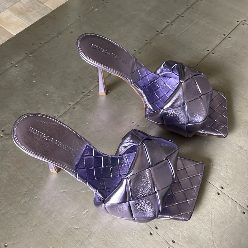bottega veneta wisteria iridescent purple sandal lido pump sandal sz 39 - Picture 2 of 11